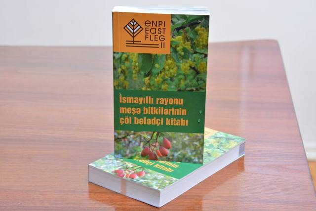Bioloq alimin “İsmayıllı rayonu meşə bitkilərinin çöl bələdçi kitabı”nın təqdimatı keçirilib
