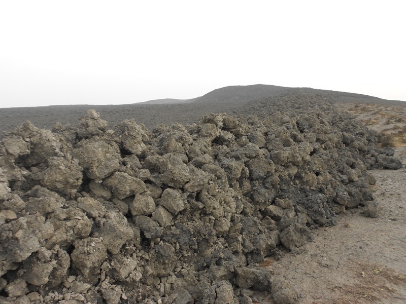 Dünyanın ən nəhəng palçıq vulkanı bu il ikinci dəfə püskürdü