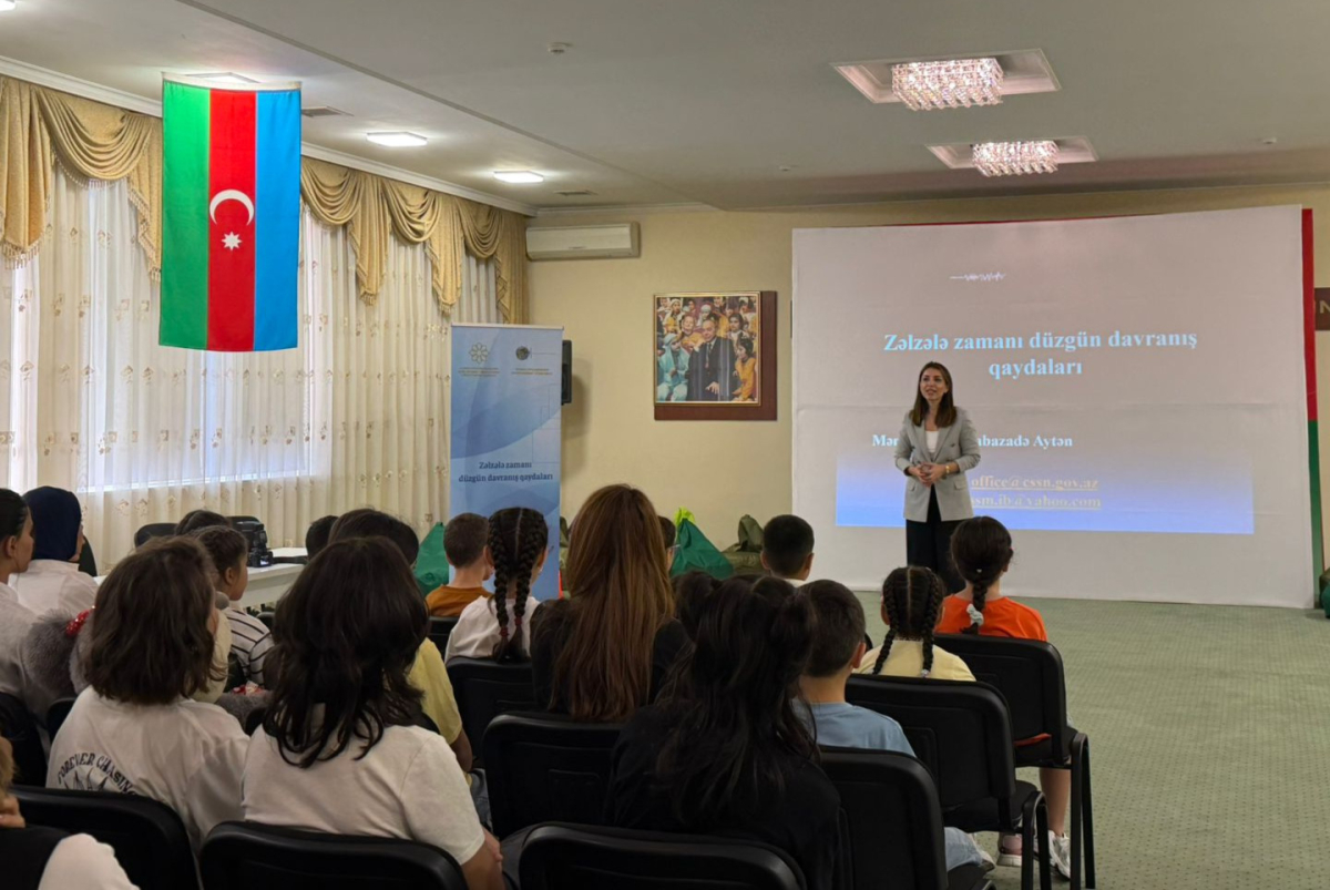 RSXM əməkdaşları “Zəlzələ zamanı düzgün davranış qaydaları”na həsr olunmuş tədbirdə iştirak ediblər