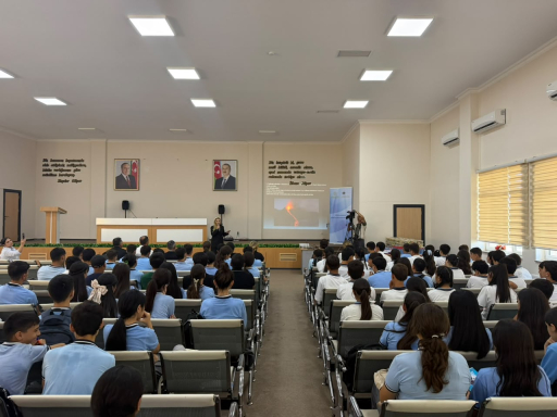 RSXM əməkdaşları “Zəlzələ zamanı düzgün davranış qaydaları”na həsr olunmuş tədbirdə iştirak ediblər