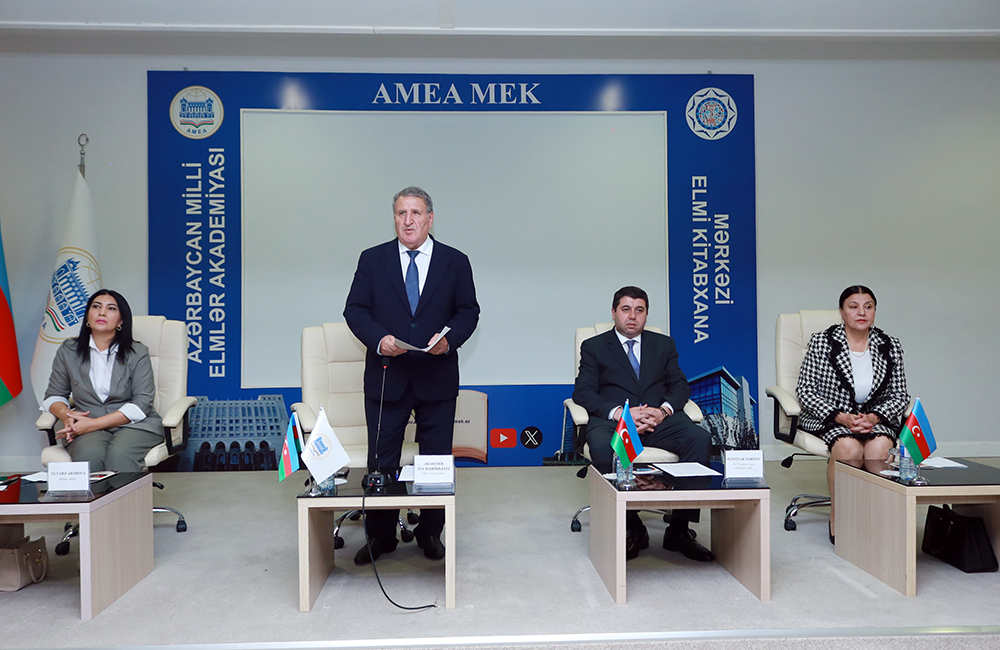 MEK-də “Yeni Azərbaycan Partiyasının VIII qurultayında Azərbaycan Respublikası Prezidentinin nitqi və qarşıda duran vəzifələr” adlı elmi-praktiki konfrans keçirilib
